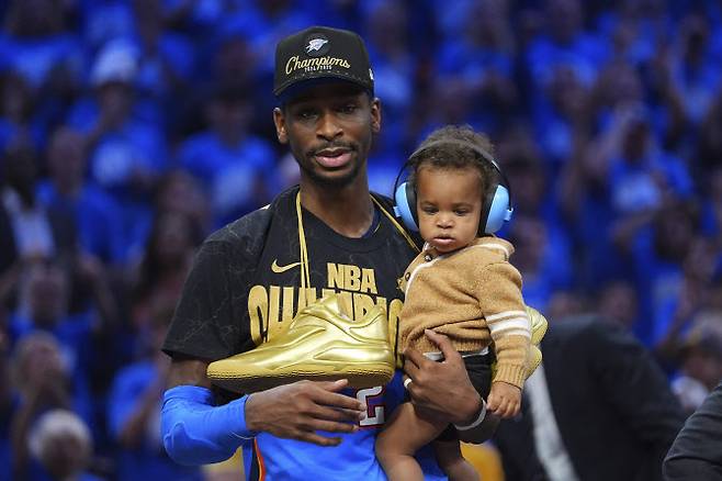 오클라호마시티 선더의 NBA 첫 우승을 이끈 샤이 길저스-알렉산더. 사진=AP PHOTO