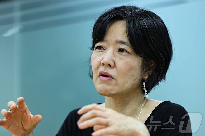 한국에 28년째 살고 있는 일본인 미야우치 아키오 씨는 스스로를 '소수자'라고 말한다. 일본인은 한국에서 '다른' 존재지만, 그 다름이 나쁘지는 않다고 그는 말한다. 2025.6.18/뉴스1 ⓒ News1 김도우 기자