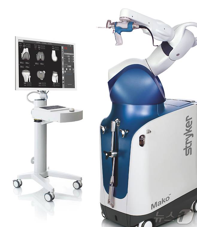 인공관절수술 로봇 '마코'(건양대병원 제공) /뉴스1