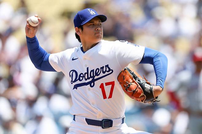 LA 다저스 오타니 쇼헤이가 23일(한국시각) 다저스타디움에서 열린 워싱턴 내셔널스전에 선발등판해 힘차게 공을 던지고 있다. Imagn Images연합뉴스