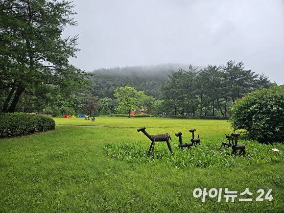 미동산수목원 중앙광장. [사진=장예린 기자]