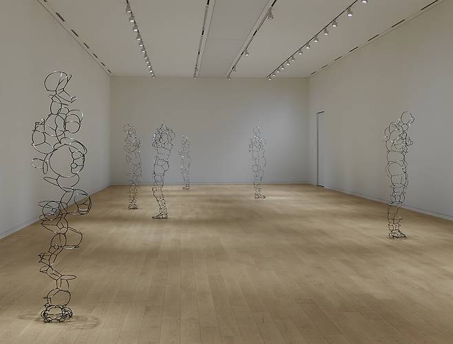 강원 원주시 뮤지엄산에 열리는 안토니 곰리 개인전 ‘DRAWING ON SPACE’에 전시된 안토니 곰리의 ‘Liminal Field’ 연작. 뮤지엄산 제공