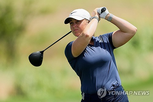 스타르크의 티샷./ 사진=연합뉴스