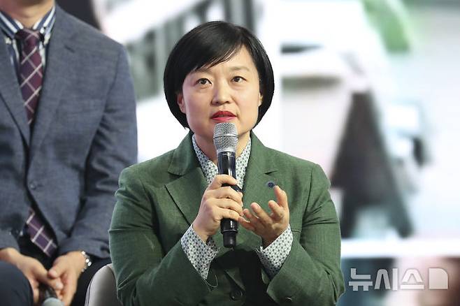 [서울=뉴시스] 배훈식 기자 = 한성숙 전 네이버 대표이사 사장이 지난 2020년 7월 2일 서울 송파구 KSPO DOME에서 열린 '대한민국 동행세일, 가치삽시다' 행사에 참석해 발언하고 있다. 2025.06.23. dahora83@newsis.com