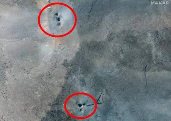 22일 위성 촬영한 이란 포르도 핵시설의 사진을 보면 미군이 투하한 GBU-57 벙커버스터 폭탄이 관통한 것으로 추정되는 구멍 6개가 선명하다. 막사 테크놀로지 제공