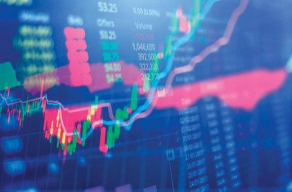 최근 미국의 관세 위협과 원/달러 환율 하락 등 영향으로 해외 투자액이 줄고 있다. GETTYIMAGES