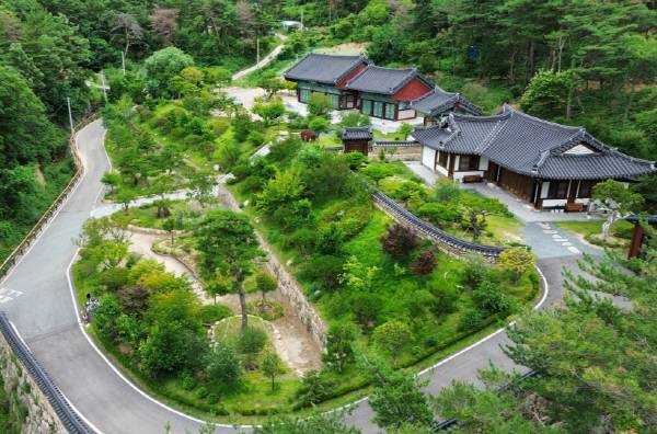 원법사 명상정원 전경.