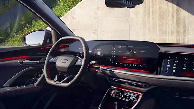 아우디 Q5 하이브리드 실내