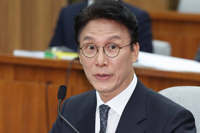 김민석 국무총리 후보자가 24일 서울 여의도 국회에서 열린 인사청문회에서 자료제출 요구에 답하고 있다.(사진=연합뉴스)