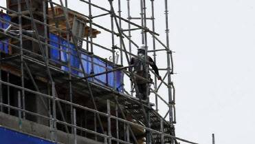 공사 현장의 노동자. 기사내용과 직접 관련 없음 (사진=연합뉴스)