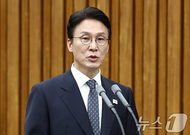 김민석 국무총리 후보자가 24일 서울 여의도 국회에서 열린 인사청문회에서 인사말을 하고 있다. 2025.6.24/뉴스1 ⓒ News1 김민지 기자