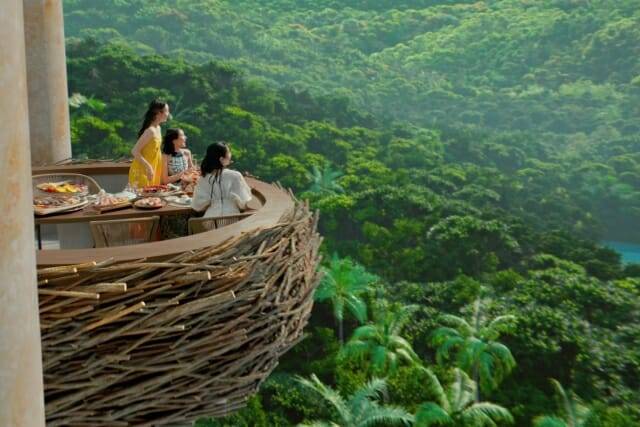 정글리아 오키나와에 조성된 파노라마 다이닝. (사진=재팬엔터테인먼트)