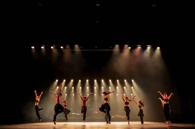 휴먼스탕스 공연 장면  [사진 제공= 문화체육관광부]