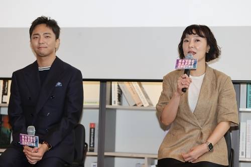 24일 오후 뮤지컬 ‘어쩌면 해피엔딩’ 토니어워즈 수상 기념 박천휴 작가의 기자간담회가 열렸다. 사진=연합뉴스