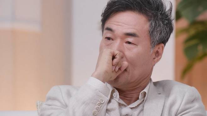 배우 오광록이 7년간 연락이 끊겼던 아들과 함께 92세 부친을 만난다./사진=TV조선 '아빠하고 나하고' 선공개 영상