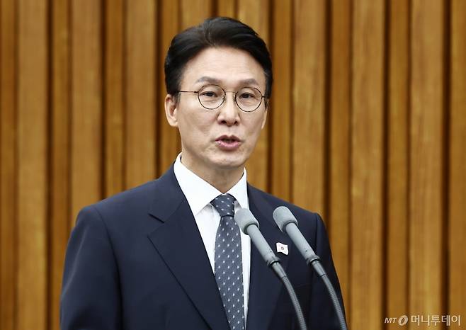 (서울=뉴스1) 김민지 기자 = 김민석 국무총리 후보자가 24일 서울 여의도 국회에서 열린 인사청문회에서 인사말을 하고 있다. 2025.6.24/뉴스1  Copyright (C) 뉴스1. All rights reserved. 무단 전재 및 재배포,  AI학습 이용 금지.