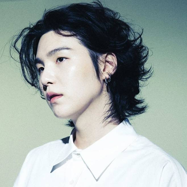 음주운전으로 벌금 1500만원 약식명령을 받은 방탄소년단(BTS) 슈가의 방송 출연을 금지해야 한다는 청원이 올라왔다. /사진=인스타그램 갈무리