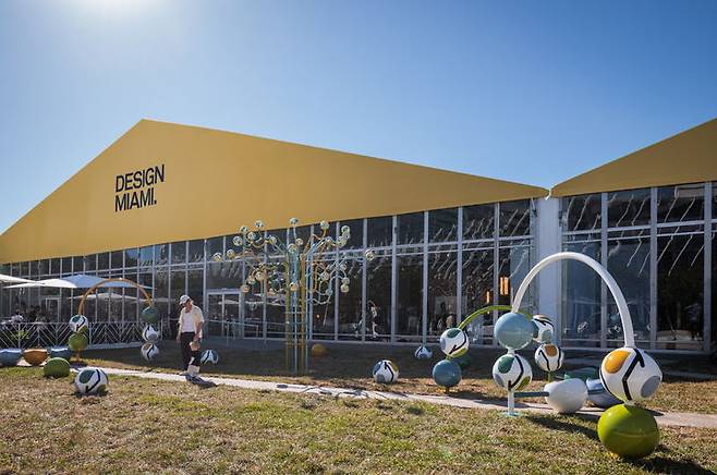 [서울=뉴시스] 디자인 마이애미 현장 사진. 2025.06.24. (사진=서울디자인재단 제공) *재판매 및 DB 금지