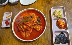 맛나식당 섞어조림.