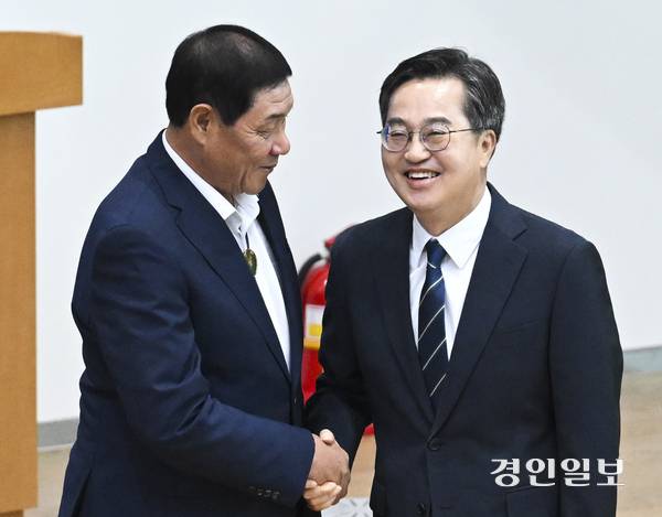 12일 오전 경기도의회 본회의장에서 제384회 정례회 제3차 본회의가 열리고 있다. 2025.6.12 /이지훈기자 jhlee@kyeongin.com