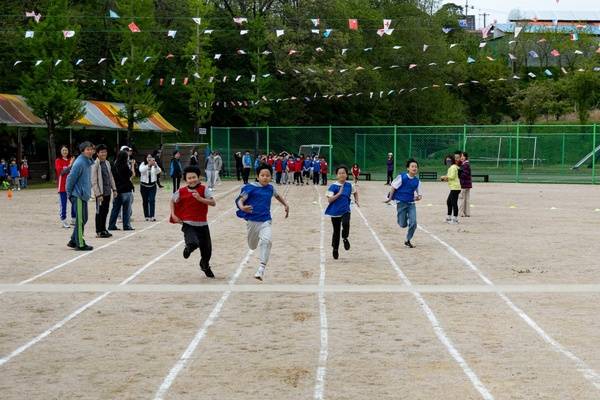 ▲ 홍동초 한마음 운동회 모습. 사진=김용조 명예기자