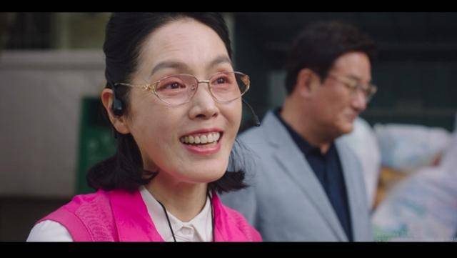 배우 故 박지아가 세상을 떠나기 전 남긴 작품 '살롱 드 홈즈'으로 시청자들에게 여운을 남겼다. ENA 영상 캡처