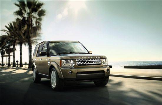 재규어랜드로버 디스커버리4 3.0D. 사진은 참고용으로 실제와 다를 수 있음. 국토교통부 제공