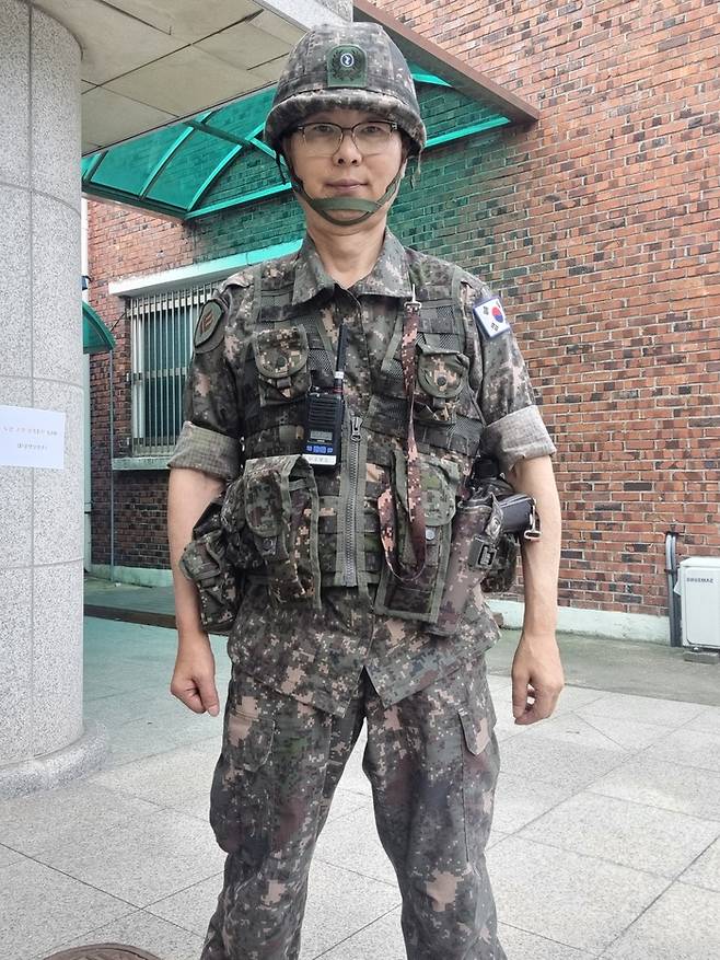 송인송씨의 군 복무 시절.