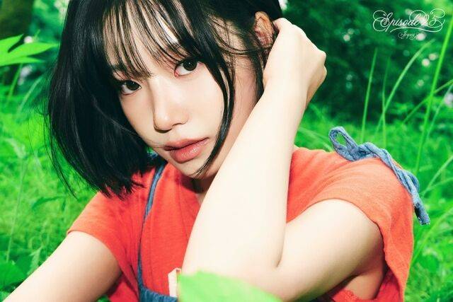 조유리 / 웨이크원