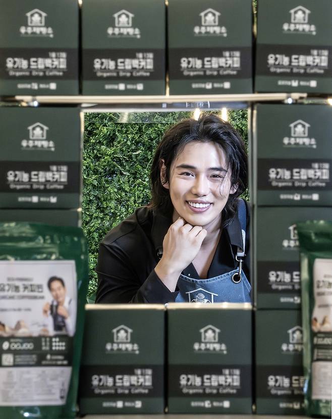 ‘우주제빵소’ 정우주 대표가 24일 오후 서울 강서구 우주제빵소에서 헤럴드경제와 인터뷰에 앞서 포즈를 취하고 있다. 임세준 기자