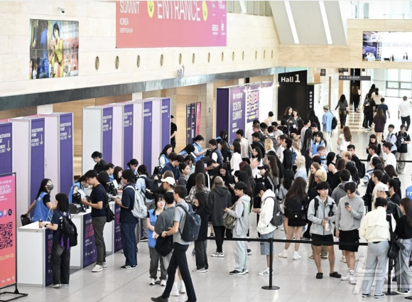 지난해 9월 경기 수원컨벤션센터에서 열린 ‘2024 경기 스타트업 서밋’. 올해는 오는 10월 1일부터 2일까지 같은 장소에서 개최된다. 경기도경제과학진흥원 제공