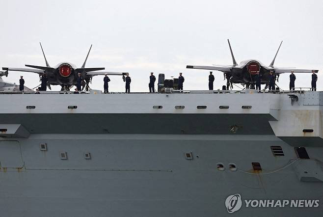 23일 싱가포르에 기항한 영국 해군함 [로이터 연합뉴스 자료사진 재판매 및 DB 금지]