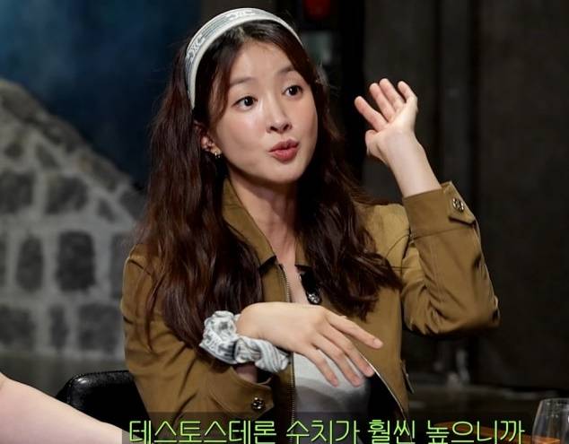 이시영은 테스토스테론 수치가 높아져 생리중단을 겪었다고 밝혔다. [사진=유튜브 캡처]