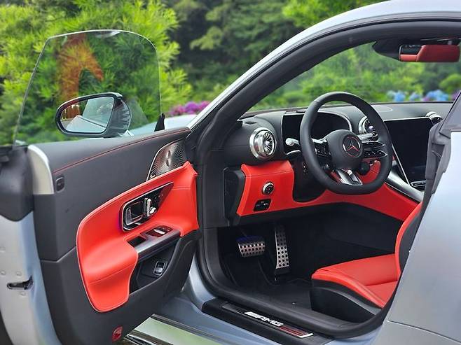 메르세데스-AMG GT 55 4MATIC+ 프레임리스 도어. ⓒ데일리안 정진주 기자