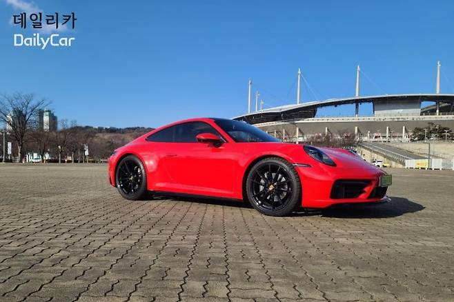 포르쉐 911 카레라 (911 Carrera)