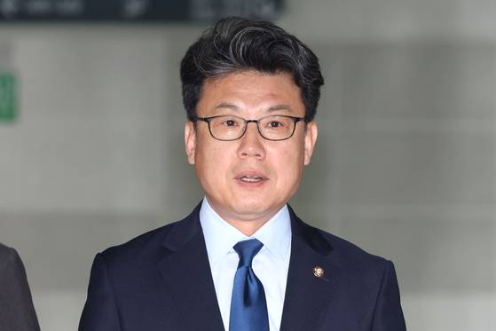 진성준 더불어민주당 정책위의장. 뉴스1