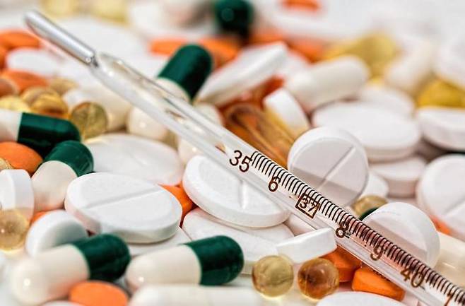 “Medical narcotics” are drugs used for treatment or surgery but are strictly regulated due to their high potential for addiction and harm when misused. / Photo by Pixabay