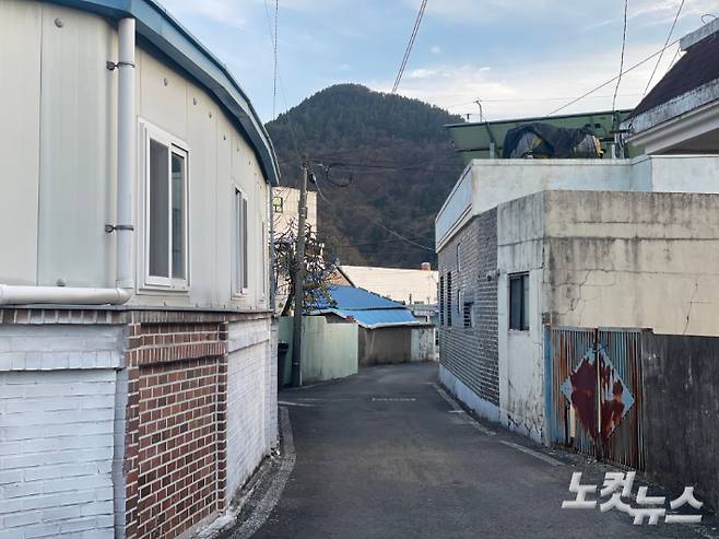 경상남도 남해군 서면 서상리. 한국고용정보원 보고서에 따르면 경상남도에서는 지난 2014년부터 10년간 전국에서 가장 많은 규모의 청년이 순유출했다. 남해=최보금 기자