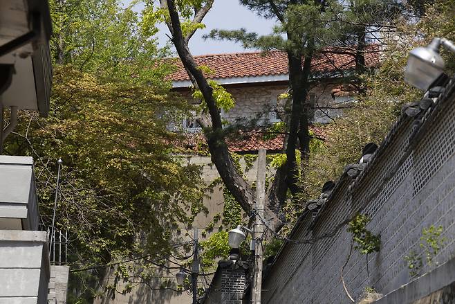 윤석열 측근들이 모여 비상계엄을 모의했다고 지목된 삼청동 안가. ⓒ시사IN 이명익