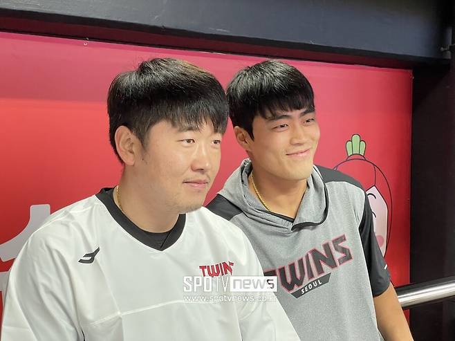 ▲ kt에서 LG로 이적한 김준태(왼쪽)와 천성호. ⓒ 신원철 기자