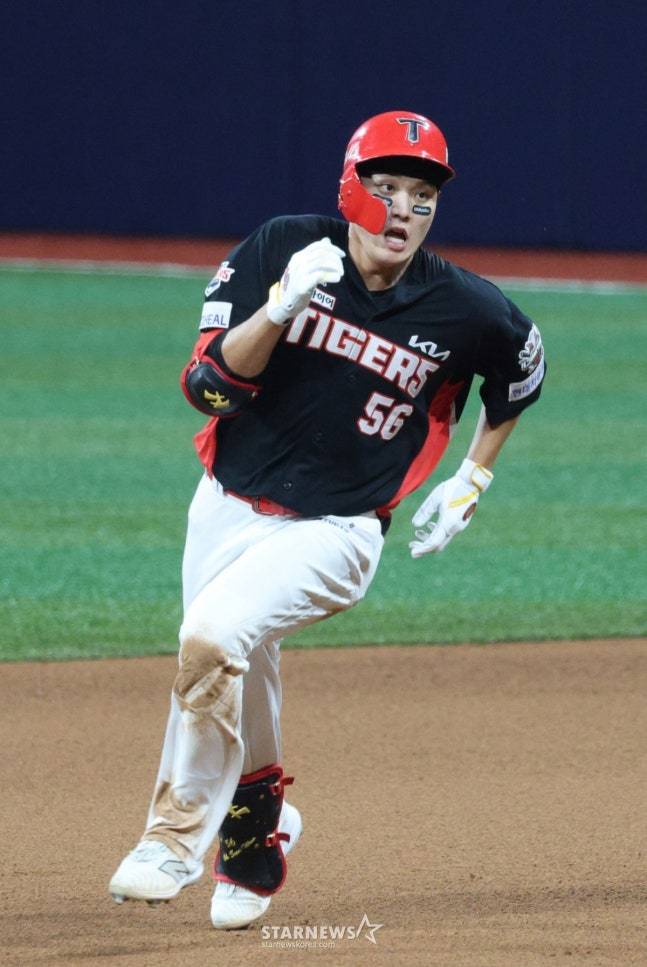 통산 2번째 3루타를 만들어내고 있는 오선우. /사진=김진경 대기자