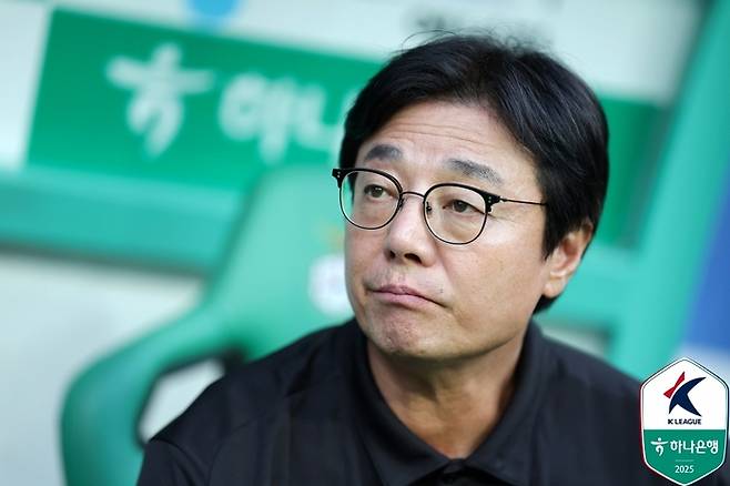 황선홍 감독. 사진 | 한국프로축구연맹