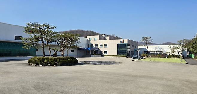 경기 동두천시에 위치한 ㈜딜리 본사 전경.