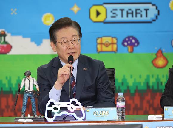 지난 3월 7일 이재명 당시 더불어민주당 대표가 국회 의원회관에서 열린 게임특별위원회 출범식에서 발언하고 있다. [사진=연합뉴스]