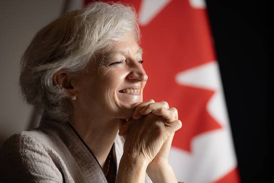 타마라 모휘니 캐나다 대사가 25일 오전 서울 중구 캐나다 대사관에서 중앙일보와 인터뷰를 했다. 전민규 기자