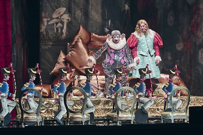 국립오페라단 오페라 <세 개의 오렌지에 대한 사랑> 장면 / 사진제공. 국립오페라단