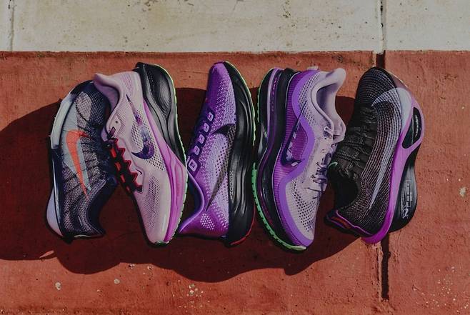 나이키의 페이스 키피에곤 컬렉션, (왼쪽부터)빅토리 2 스파이크, 페가수스 41, 페가수스 플러스, 페가수스 프리미엄, 그리고 알파플라이 3. /나이키