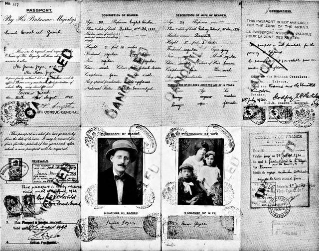 아일랜드 작가 제임스 조이스의 1915년 여권에는 개인 사진은 물론 가족 사진까지 붙어 있었다. 작가정신 제공