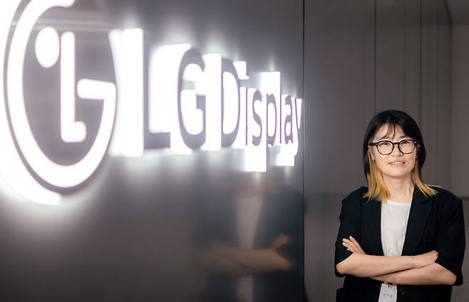장지향 연구원이 서울 강서구 LG사이언스파크 연구동에서 매일경제와 인터뷰하고 있다. 사진 = LG디스플레이]