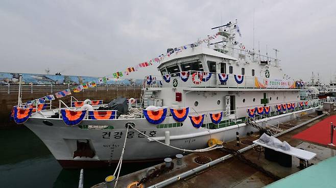 새 병원선 '건강옹진호'